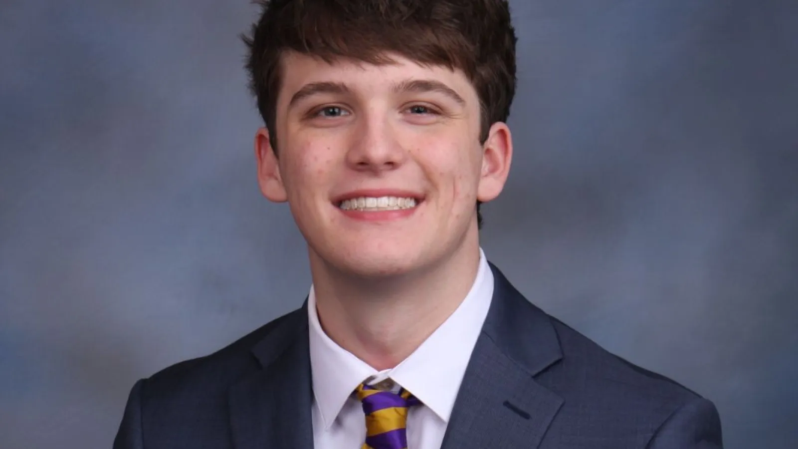 Lucas Kelly Headshot