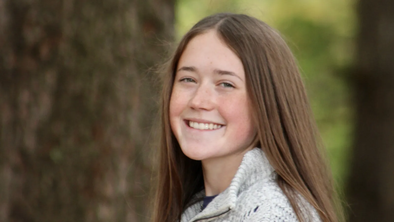 Corajayne Deboer Headshot