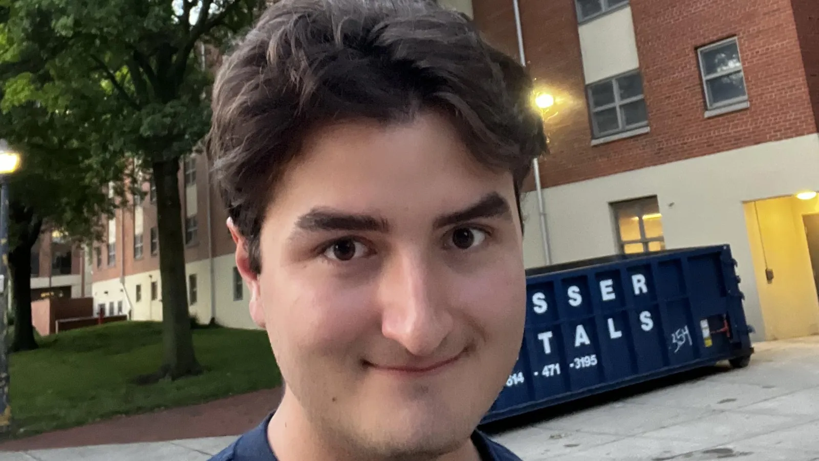 Alex Nistor Headshot