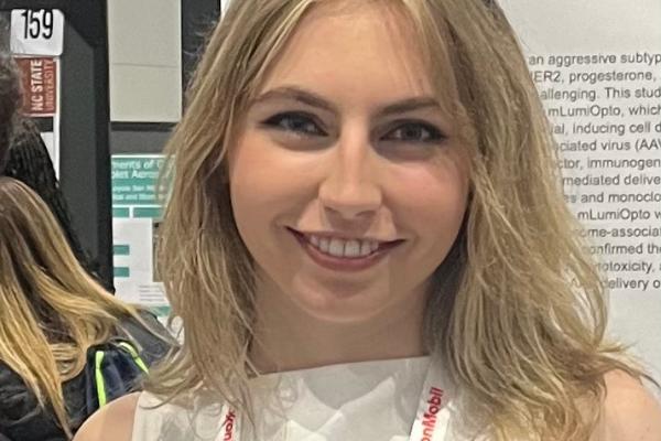 Alyssa Fairgrieve Headshot