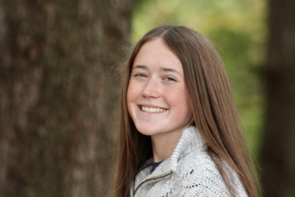 Corajayne Deboer Headshot