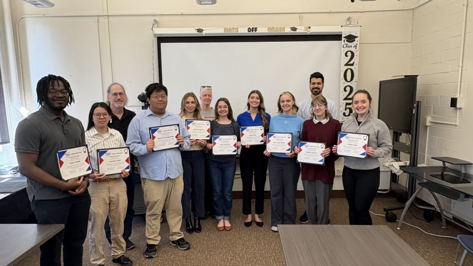 SP25 Graduating Seniors Group Picture